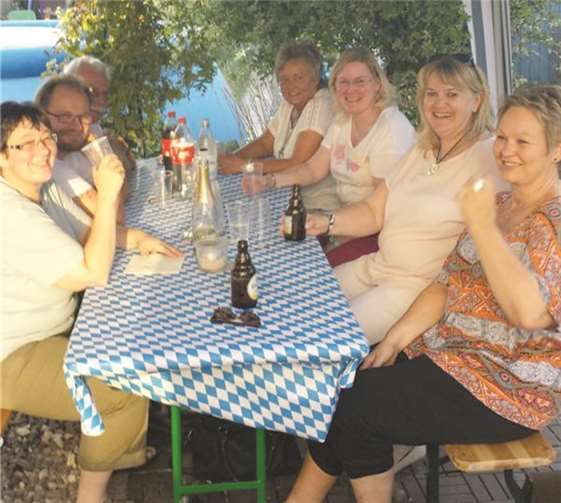 Gesellig wurde bei „Klemmersch im Jaade“ gefeiert. privat
