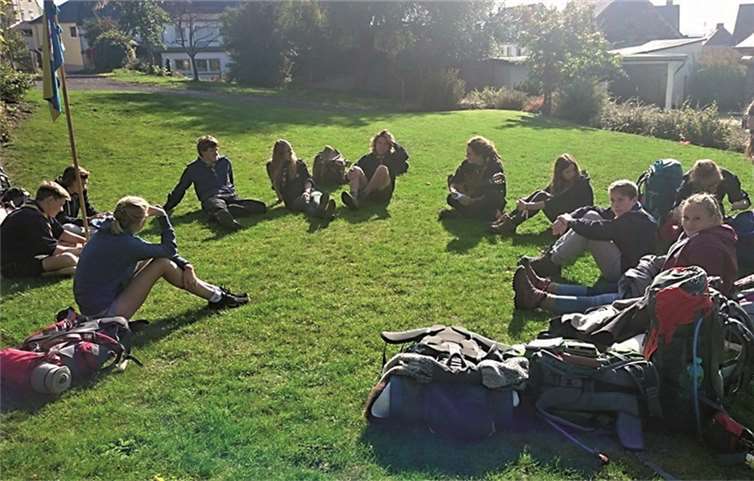 Gesellige Runde bei den Pfadfindern. privat