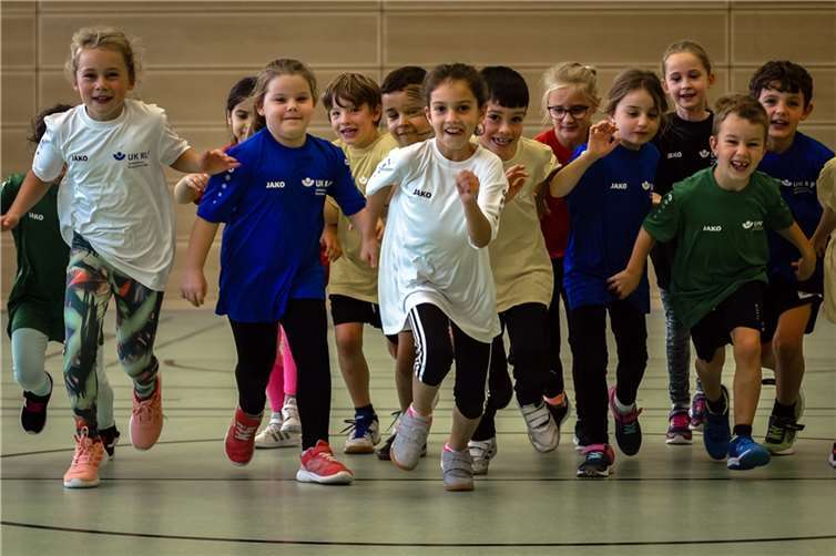 Gesetzlich unfallversichert, auch im Sportunterricht: Mehr als 820.000 Kita- und Schulkinder sowie Studierende sind in Rheinland-Pfalz Versicherte der seit 50 Jahren bestehenden chülerunfallversicherung.Fotos: Unfallkasse