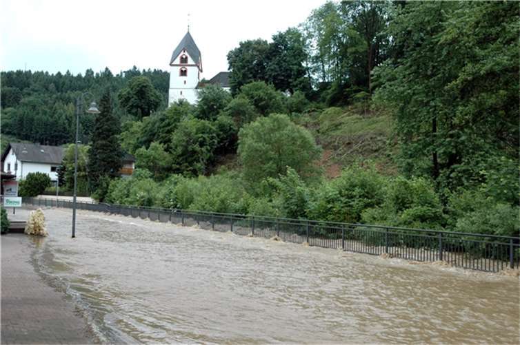 Gesperrte Straße in Kesseling