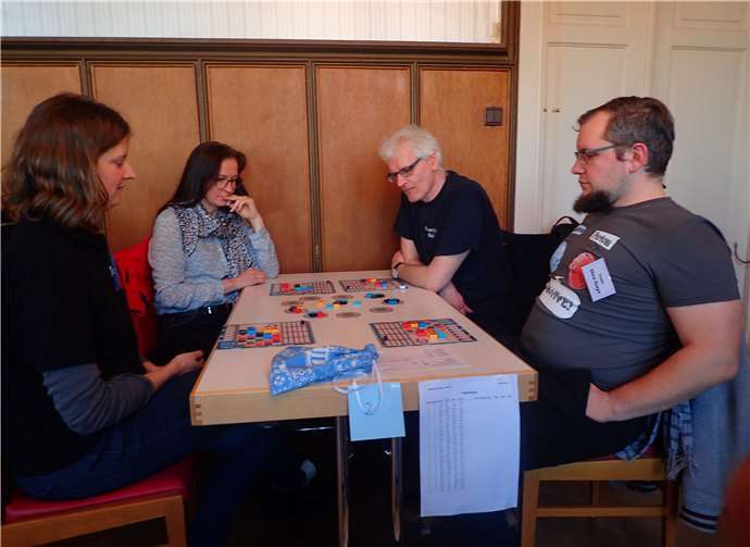 Spannender Spiele-Marathon im Schloss Gespielt wurden aktuelle Titel wie „Azul“.