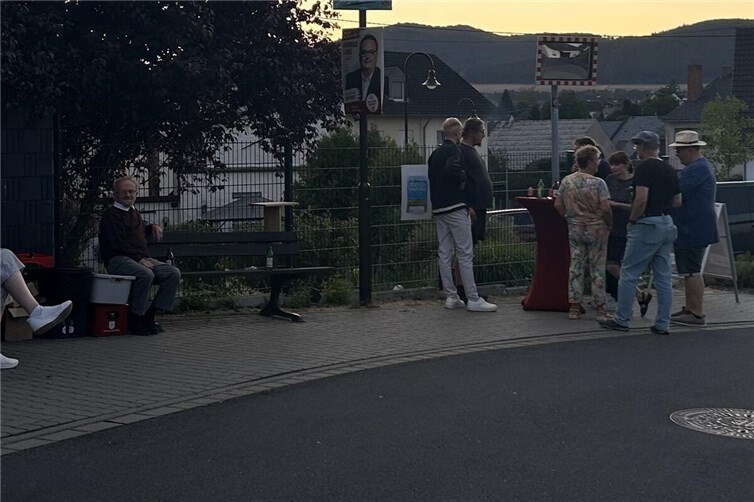 Gespräche bis in die späten Abendstunden 