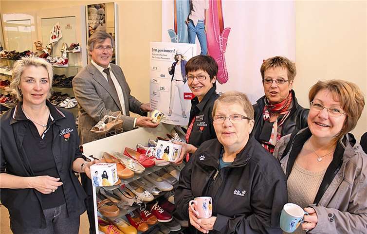 Gewinnen und shoppen konnten Kunden kürzlich im Rahmen eines Fashion Brunchs im Rollmann Shop in Bad Neuenahr.Bün