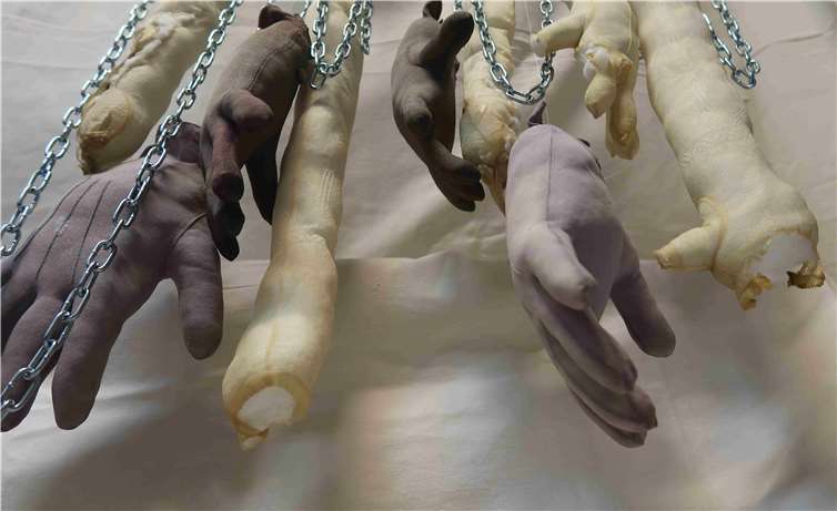 Gezeigt werden Werke von Mandus Koehler und Raimunde Grave.