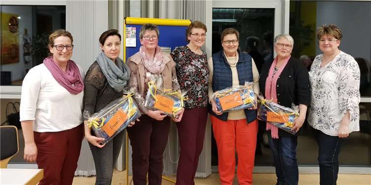 Gisela Maxein (Mitte) wurde aus dem Amt der Ersten Vorsitzenden verabschiedet.