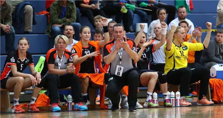 Gleich drei Spielerinnen werden am Wochenende nicht für den Zweitligisten auflaufen, weil sie parallel in der Nationalmannschaft ihres jeweiligen Heimatlandes gefordert sind.Vulkan-Ladies Koblenz/Weibern