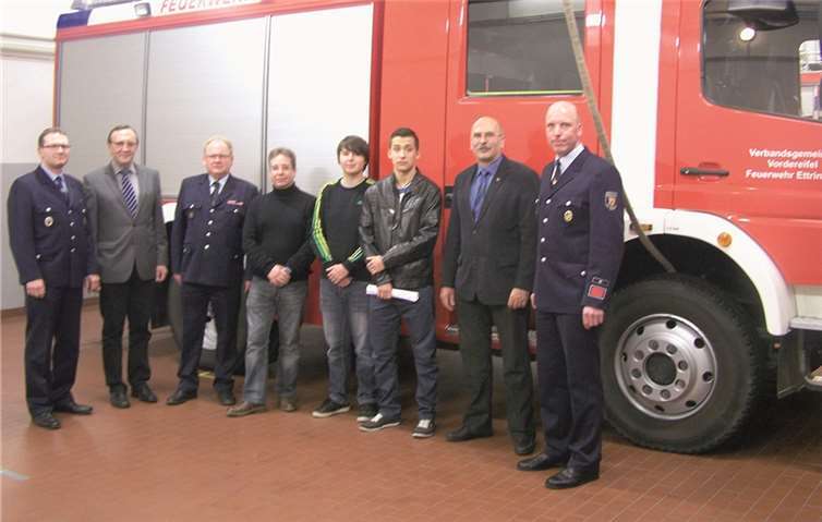 Gleich drei neue Mitglieder konnte die Freiwillige Feuerwehr Ettringen begrüßen.