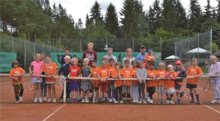 Gleich geht es los: Start in die erste Woche beim Tenniscamp des TC Kottenforst. Weigert