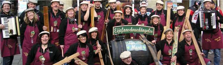 Gleich mit zwei Auftritten werden die bekannten „Eijefaasdouedängeler“ beim röhrig-Kultur-Festival am 10. März begeistern.Quelle: privat