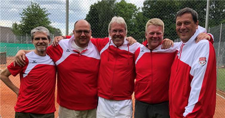 Gleich sechs Aufstiege gab es beim TC Rot-Weiss Linz zu feiern. Foto: privat