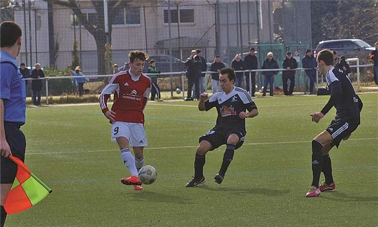 Gleich zum Auftakt nach der Winterpause empfing die SG Mendig den Lokalrivalen TuS Mayen zum Derby. -HEB-