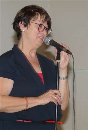 Gleichstellungsbeauftragte Hedwig Brengmann hieß die Besucher im Kapuzinerkloster willkommen.