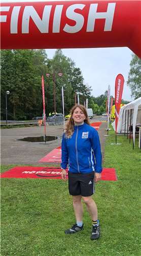 Glücklich hat Saskia Alflen von der LG Laacher See das Ziel erreicht.  Foto: Johannes Welter