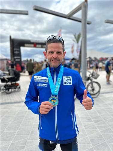 Glücklich und zufrieden mit Finisher-Medaille.  Fotos: LG Laacher See