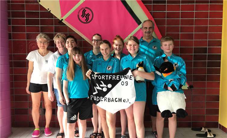 Glückliche Gesichter bei den Teilnehmern an den Bezirks- und Bezirksjahrgangsmeisterschaften.privat