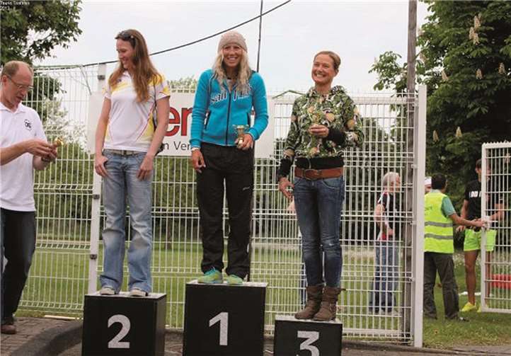 Glückliche Gesichter bei der Siegerehrung.