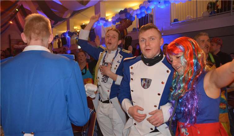 Glückliche Gesichter überall