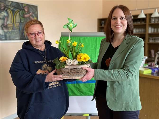 Glückwünsche an die Wahlsiegerin. Foto: Grüne Kreisverband