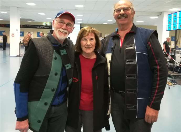 Gold, 2 x Silber und Bronze für Robert Korden- Ingrid Metz - Klaus Brust. Foto: privat