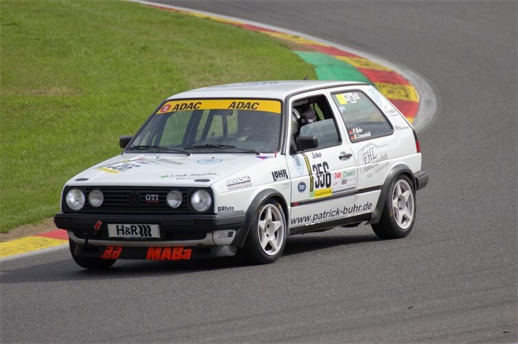 Golf 2 GTI 16V auf der Ardennen Achterbahn