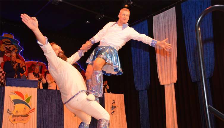 Graziles Tanzpaar aus Oberlützingen:„Bergmöhnen“ in Aktion.