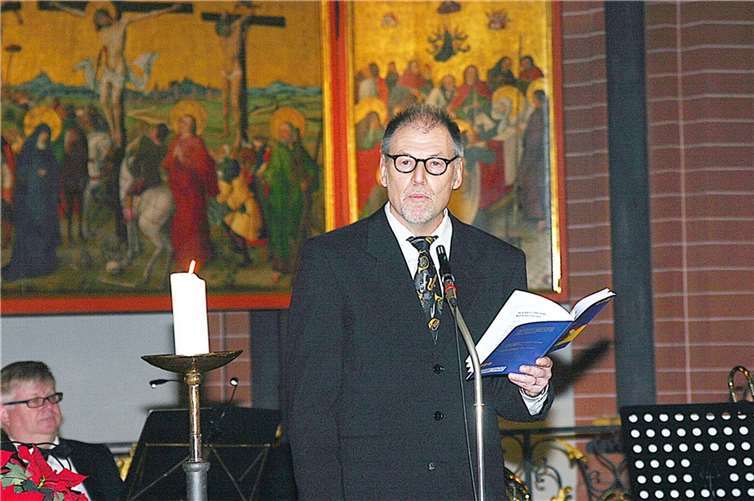 Greogor Schürer las drei seiner Geschichten vor, einfühlsam und nachdenklich.