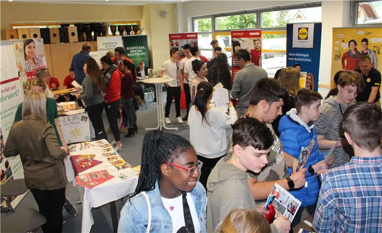 Groß war die Bandbreite der Berufe, über die die Schüler sich informieren konnten.Foto: privat