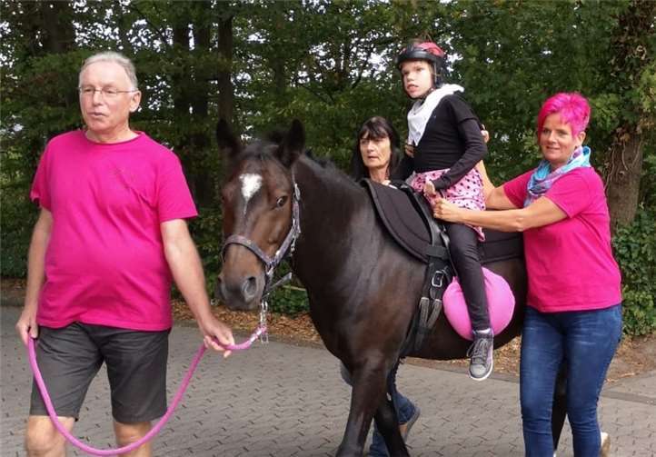 Groß war die Freude bei den Kindern, die auf Verci reiten konnten.