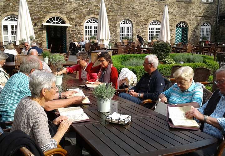 Groß war die Freude bei den Teilnehmern der Jahrestour. privat