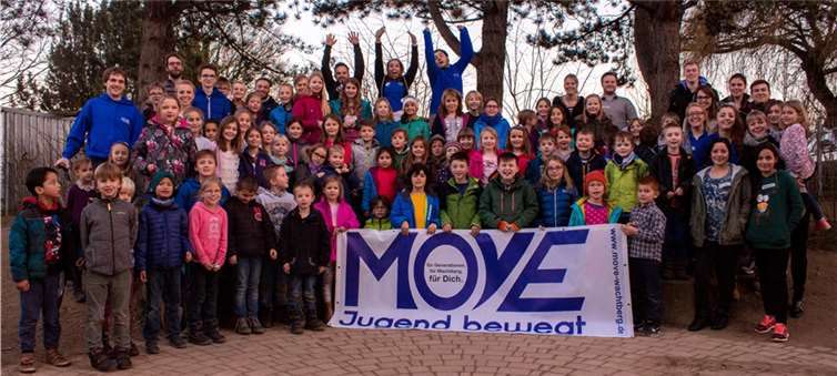 Groß war wieder der Andrang in Berkum beim Spiel-, Back- und Basteltag für Kinder, der wieder vom Spiel-, Back- und Basteltag für Kinder e.V. veranstaltet worden war. privat