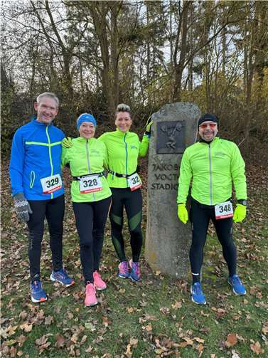 Großartige Zeiten bei eisigen Temperaturen, v.l.: Bruno Gimmler, Claudia Heitz, Ramona Assmann, Eric Syburra. Foto: privat