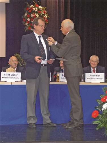 Große Ehrung für Lothar Spitzley aus Mendig.