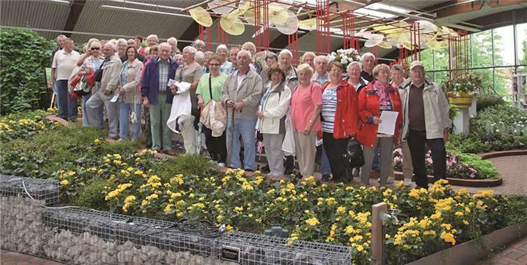 Große Freude bei allen Teilnehmern herrschte bei der diesjährigen Bustour der AWO Kaltenengers nach Ostfriesland. Die nächste Tour 2016 haben die meisten schon fest im Blick. privat