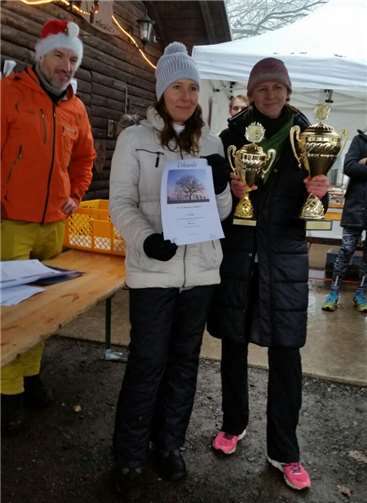 Große Freude bei der Siegerehrung.