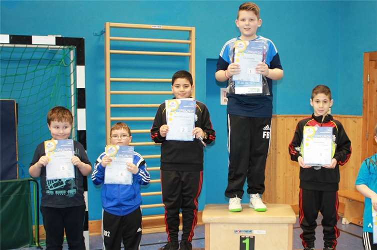 Große Freude herrschte bei den diesjährigen Tischtennis-Mini-Meister. privat