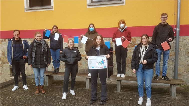 Große Freude herrschte über den Erfolg beim Wettbewerb.  Foto: Priv. Johannes-Gymnasium Lahnstein