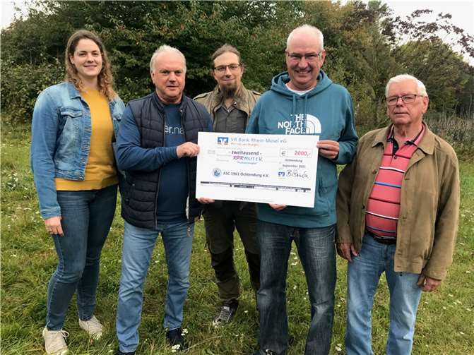 Große Freude herrschte über die erreichte Spendensumme. Foto: privat