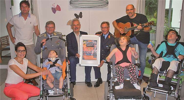 Große Freude im Kinderheim Dr. Dawo: Ein Teil des Erlöses aus dem Auftritt der Kasernenband „Gate 5“ am 5. September geht an das Kinderheim. STEIN