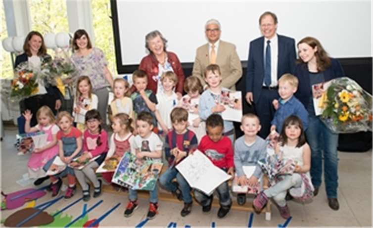 Große und kleine Gäste feierten den Baustart.Universitätsklinikum Bonn