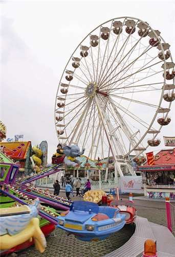 Große und kleine Karussells, hier war für jeden etwas dabei.