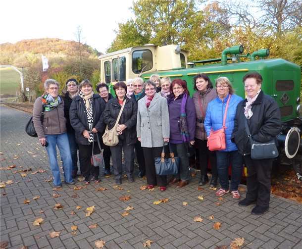 Großen Spaß hatten die Breisiger Möhnen bei ihrer Fahrt mit dem Vulkan-Expreß.  Privat
