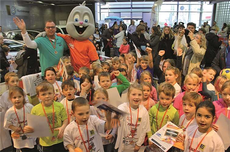 Großer Andrang herrschte am Parcours. Alle wollten sie die Zeiten unterbieten. -rere-