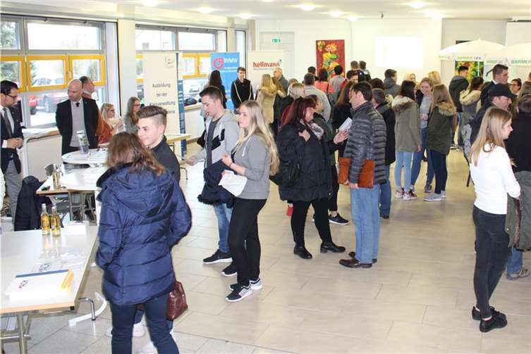 Großer Andrang herrschte bei der 5. Praktikumsbörse an der Realschule plus und Fachoberschule Untermosel in Kobern-Gondorf. privat