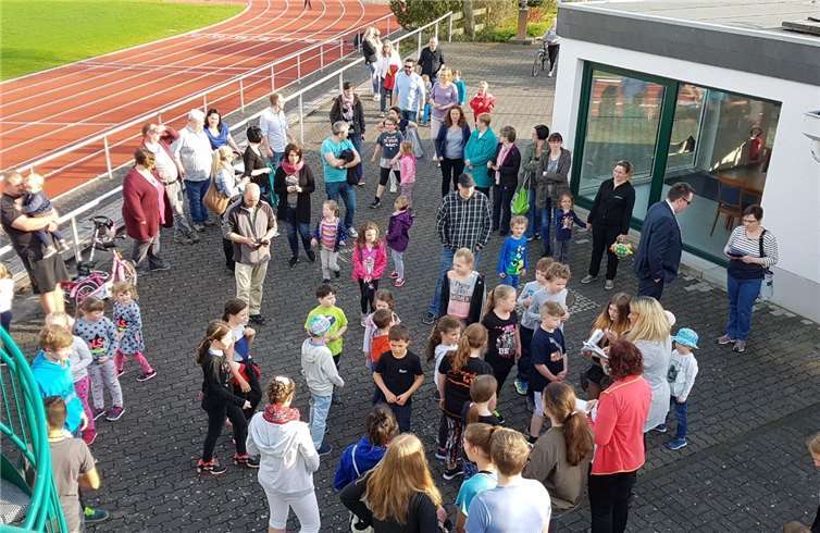 Großer Andrang im Leo-Schöneberg-Stadion in Polch.