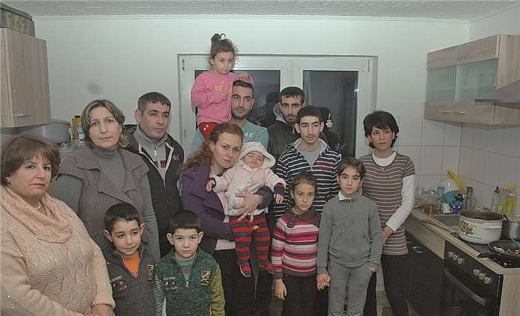 Großer Andrang in kleiner Küche: die syrischen Flüchtlinge in Sinzig.BL