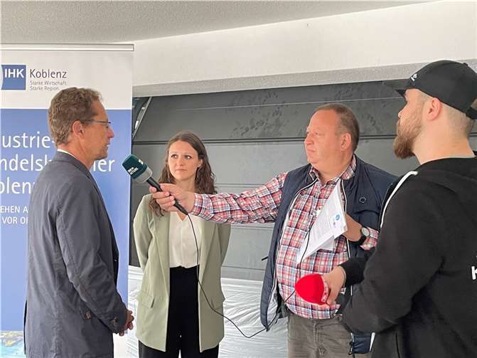 Großes Medieninteresse in Koblenz.