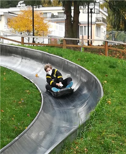 Großes Vergnügen auf der Sommerrodelbahn für die jungen GSG-Spieler. Foto: privat