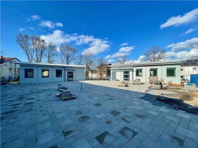 Grundschule Flerzheim - Interim-Mensa und Bewegungsraum.