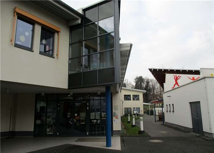 Grundschule Hasenfänger: „An Kindergärten, Schulen und Feuerwehr wird nicht gespart.“
