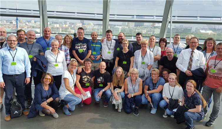 Gruppe der Kürassiere in der Kuppel des Reichstags.privat